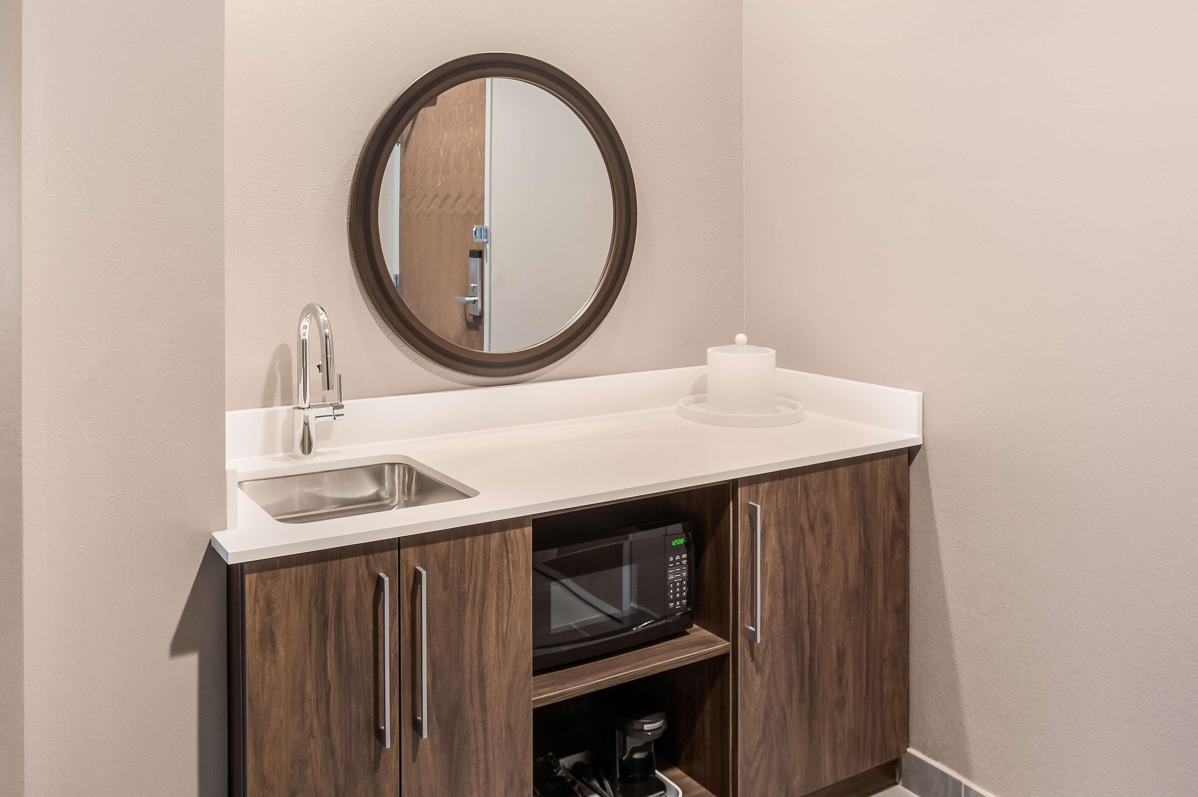 Hampton Inn & Suites ホートン エクステリア 写真