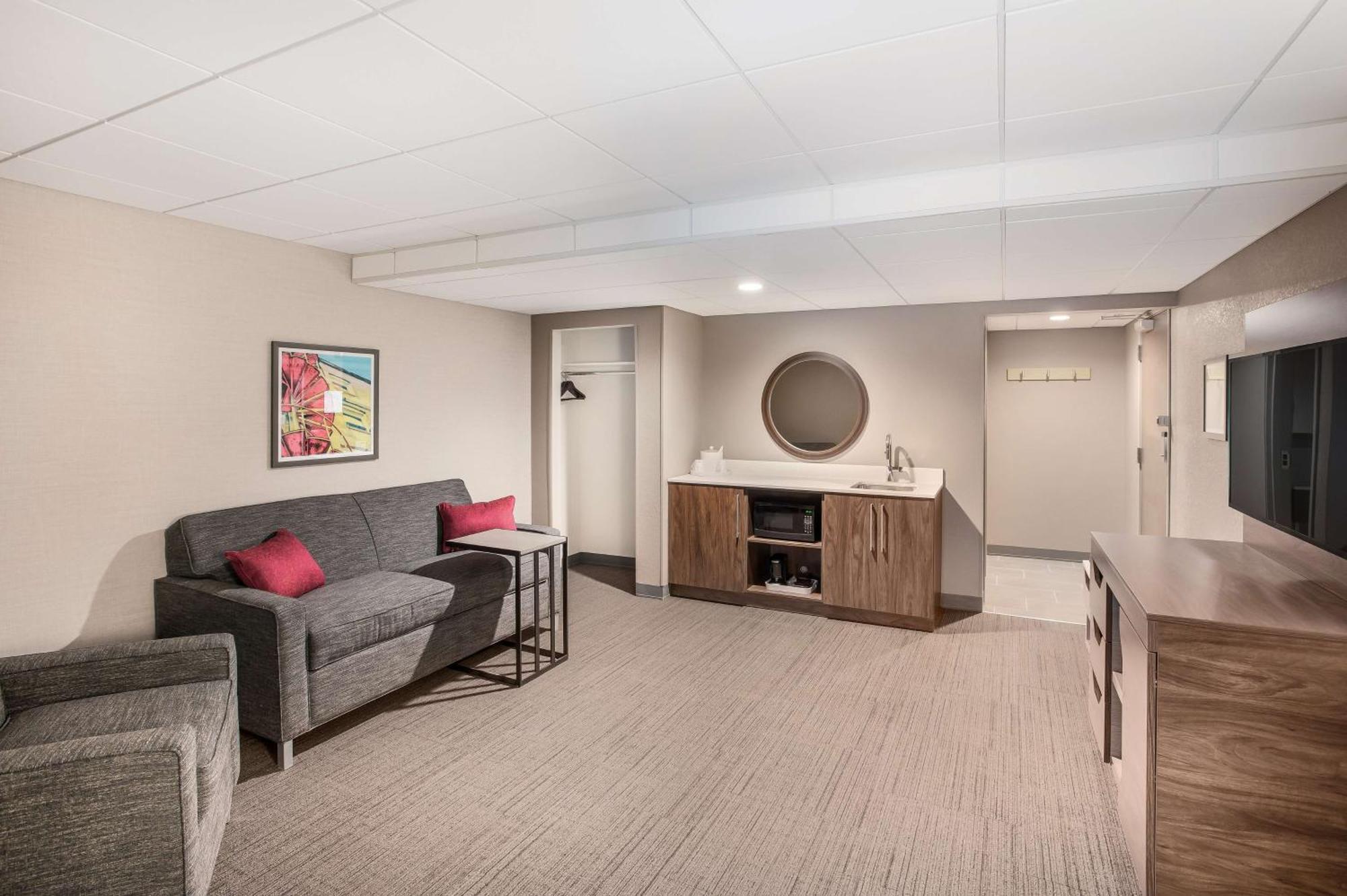 Hampton Inn & Suites ホートン エクステリア 写真