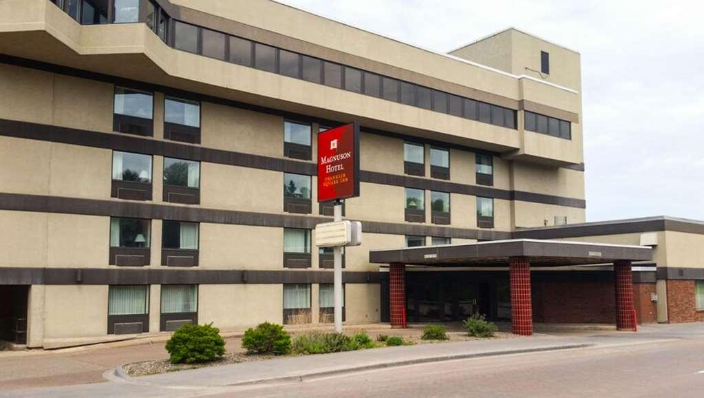 Hampton Inn & Suites ホートン エクステリア 写真