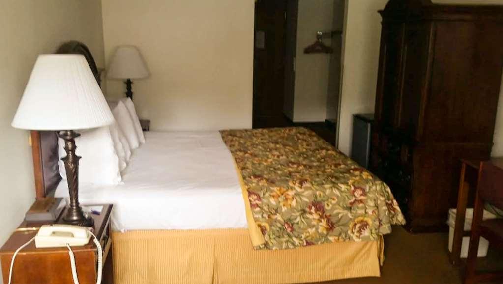 Hampton Inn & Suites ホートン 部屋 写真